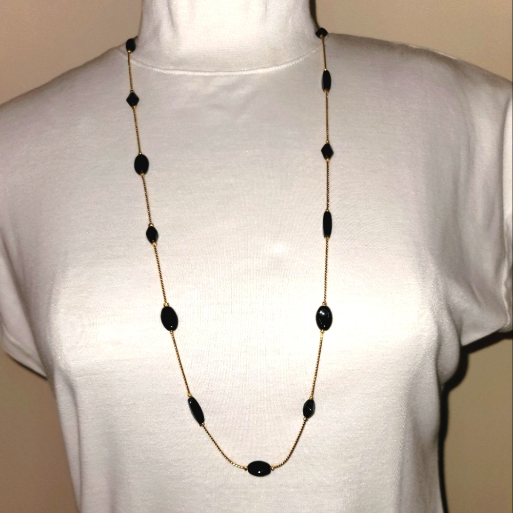 90's Trifari TM 36" gold with black beads